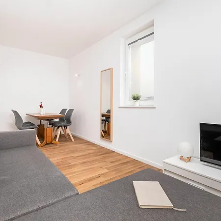 Tamka 1a By Homeprime Apartment Warsaw